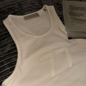 ESSENTIALS WOMENS TANK TOP✨